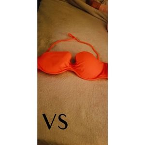 Cute bikini top 👙